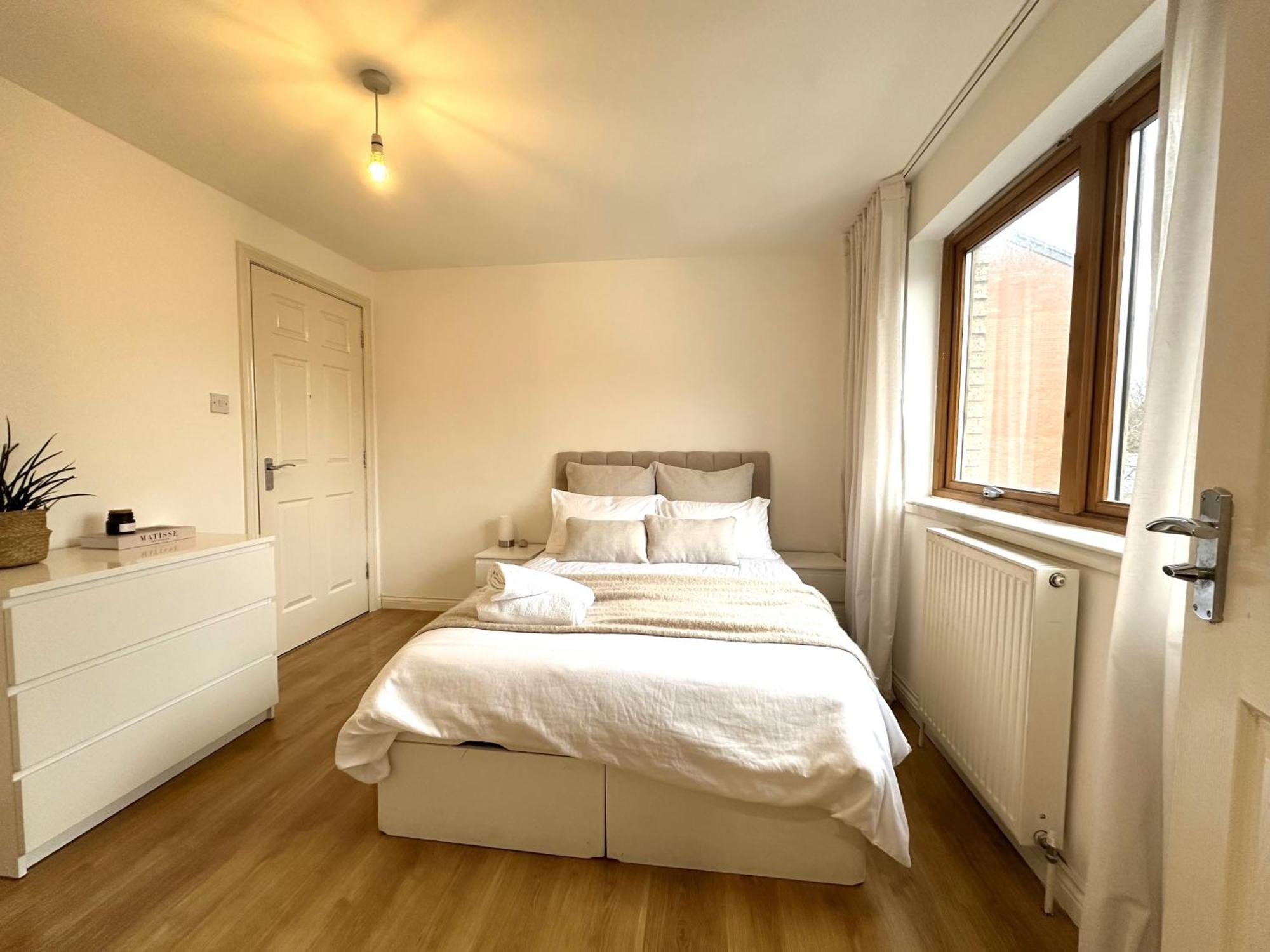 Private Room With En-Suite And Parking In Shared Flat Glasgow Exteriér fotografie